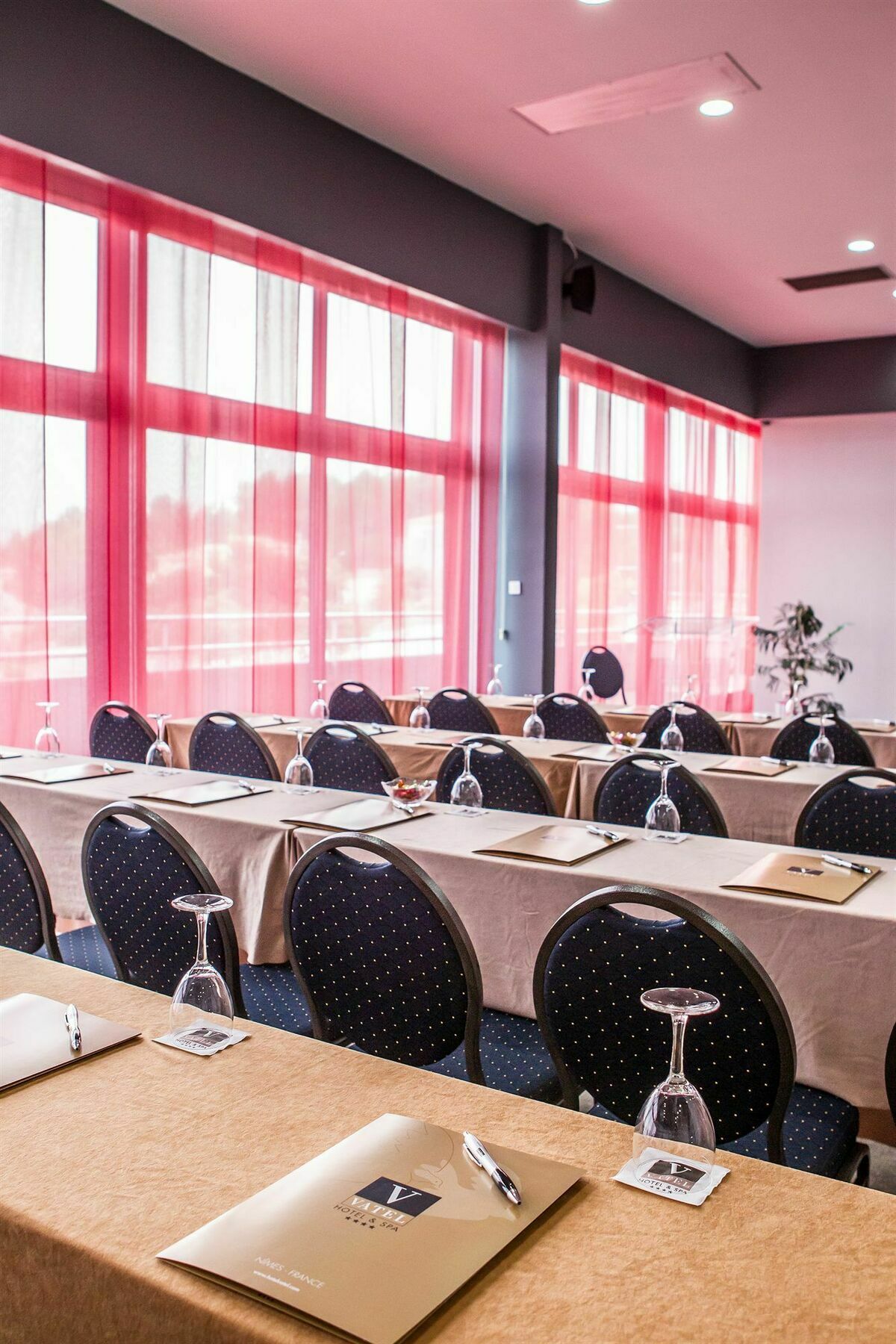 נים Hotel & Spa Vatel מראה חיצוני תמונה